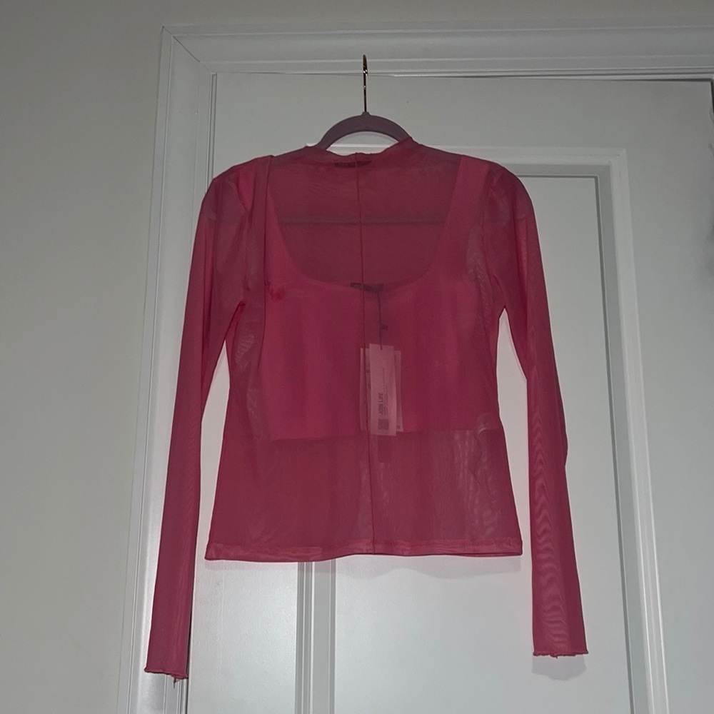 Pink top - Picture 2 of 8